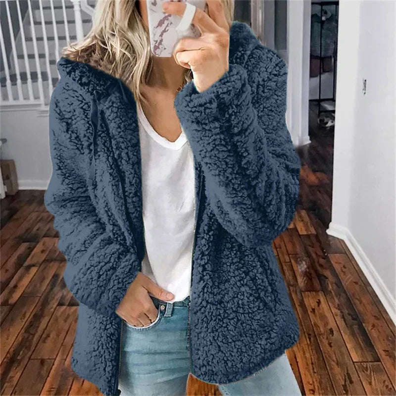 FashionNest Hoodie - Oversized Fleece Pullover for Winter