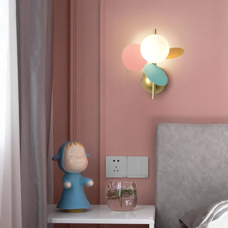 MacronLicht - Modern Acrylic LED Wall Light