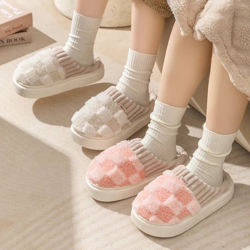 Dreamy Feet Slippers - Cozy Cotton Plaid Slippers for Ultimate Comfort