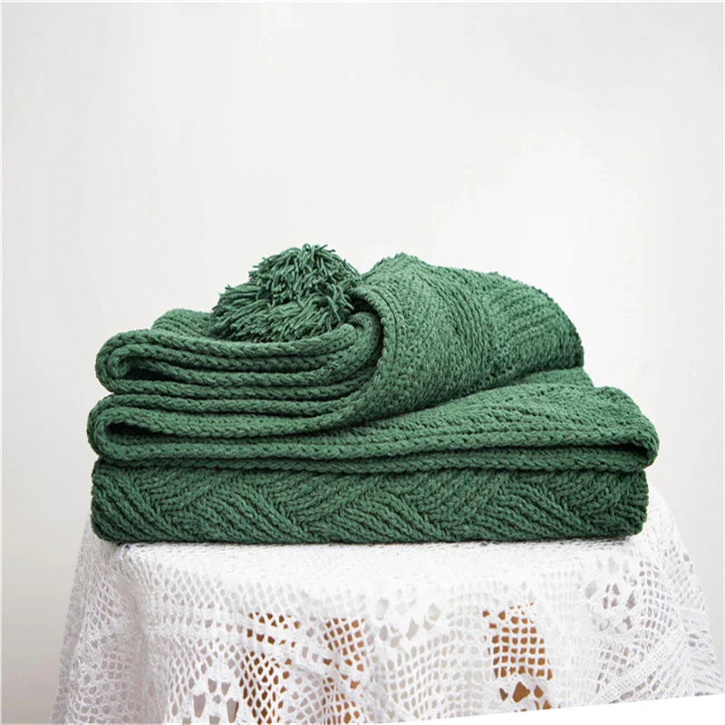 HeartCozy - Heart-Fringe Knitted Chenille Throw