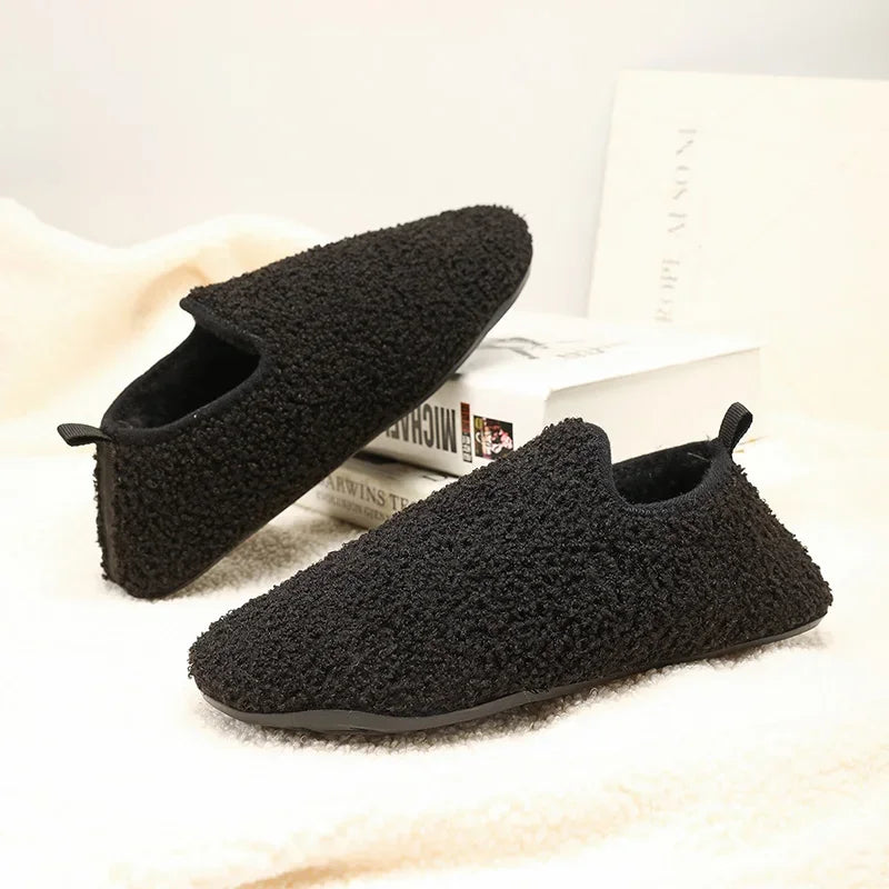 Wolkenwarmers - Non-Slip Plush Slippers for the Home