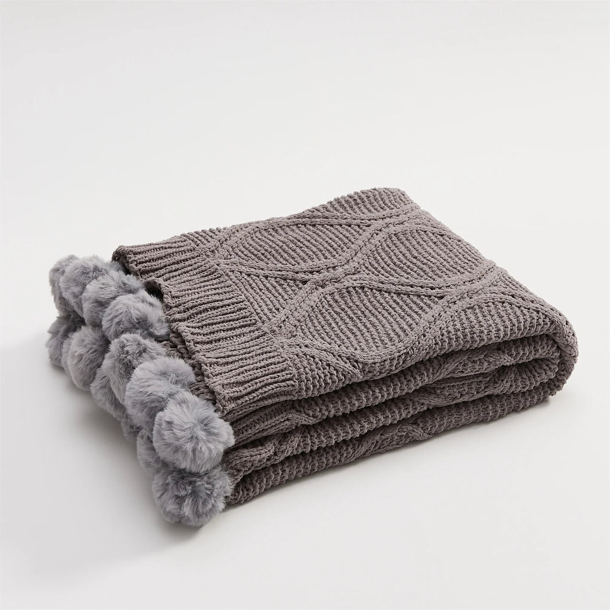 HeartCozy - Heart-Fringe Knitted Chenille Throw