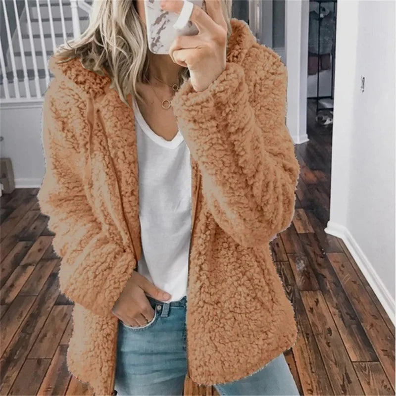 FashionNest Hoodie - Oversized Fleece Pullover for Winter