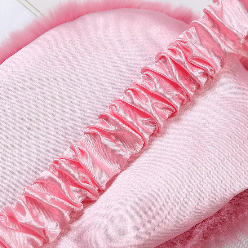 Cozy Cuddle - Soft Silk Sleep Mask for Peaceful Sleep