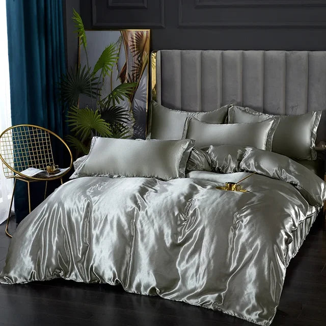 SatinDream - Luxurious Satin Bedding Set for Dreamy Nights