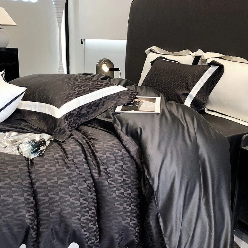 Obscur Rhythm - Luxury Egyptian Cotton Black Duvet Cover Set