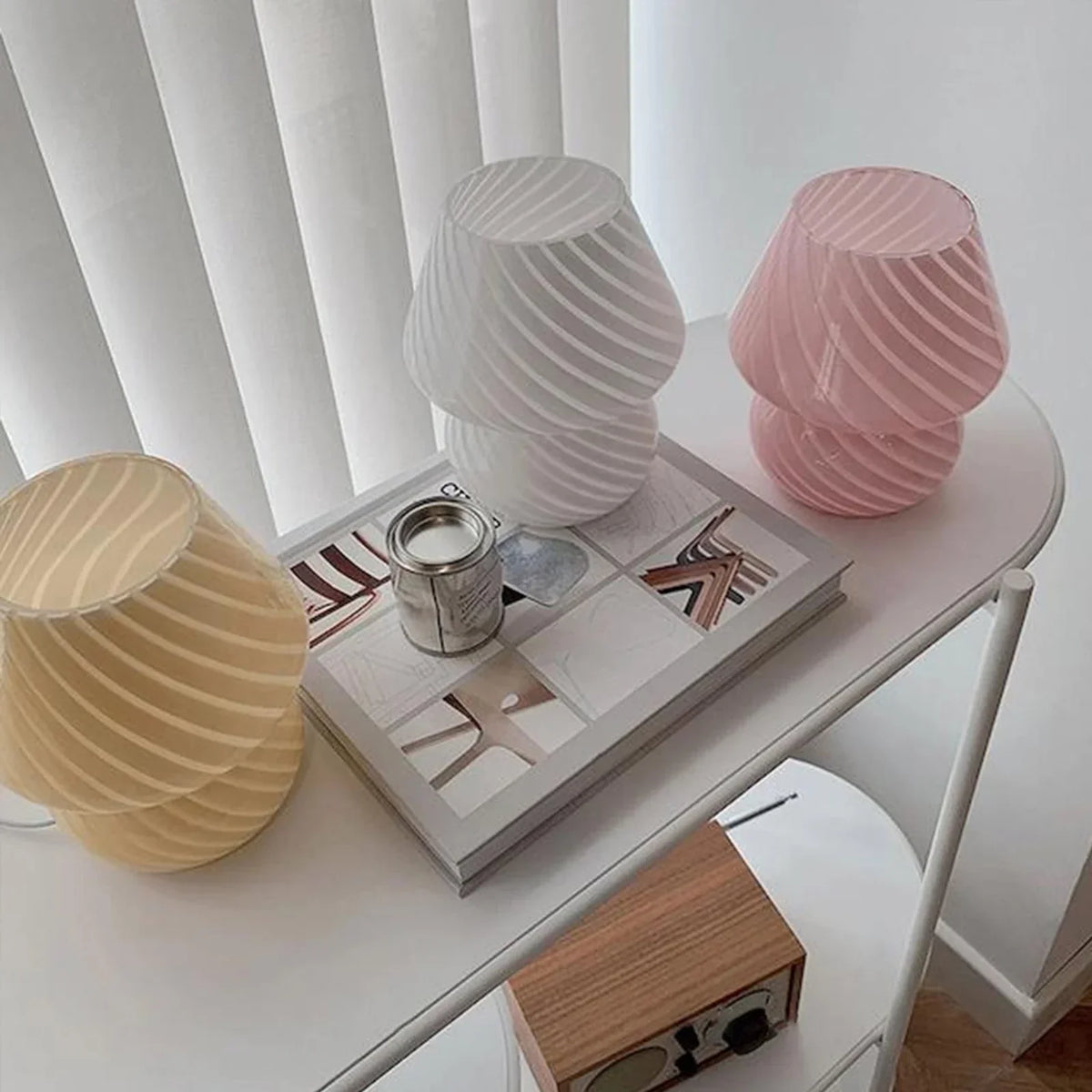 Murano Table Lamp - Mushroom Glass Lamp for a Warm Ambiance