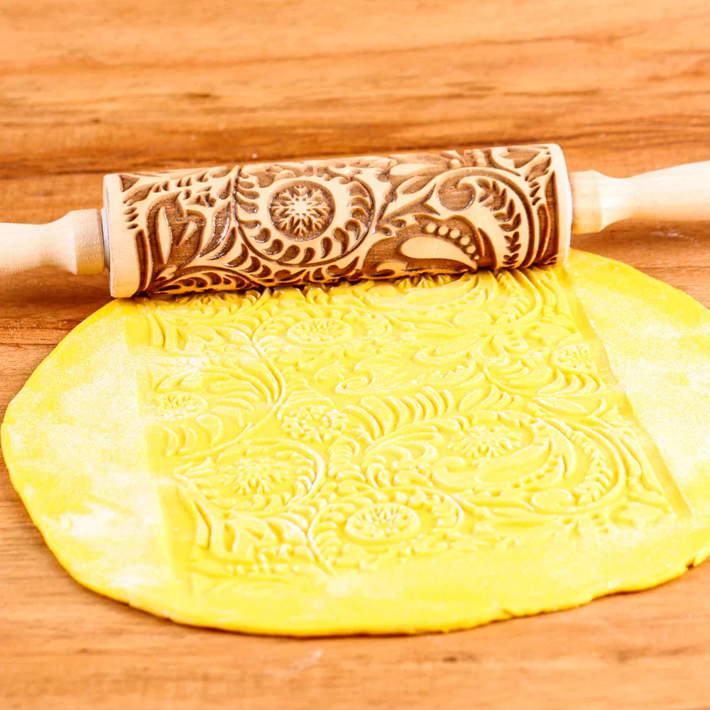 RoulNoel - Festive Wooden Christmas Rolling Pin