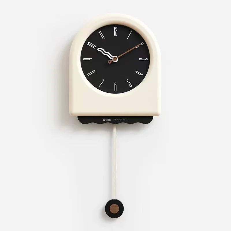 CremePendulum Clock - Horloge murale a pendule au design coreen moderne