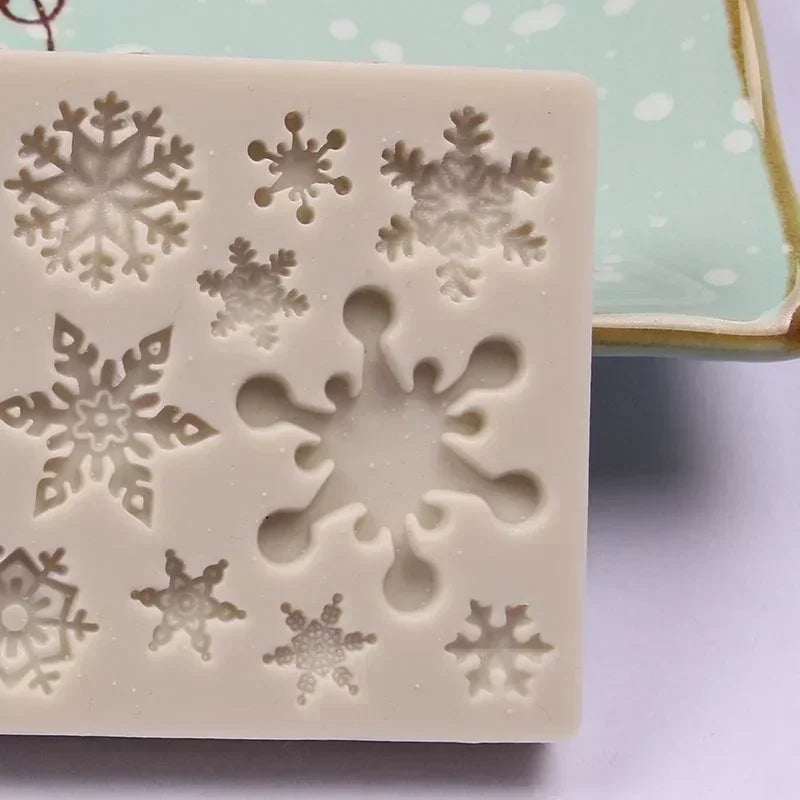 Snowflake Delight - Snowflake Silicone Mold for Winter Treats