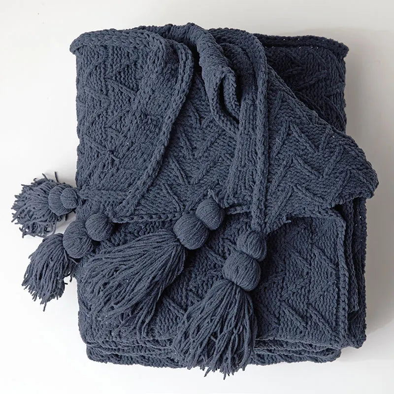 HeartCozy - Heart-Fringe Knitted Chenille Throw