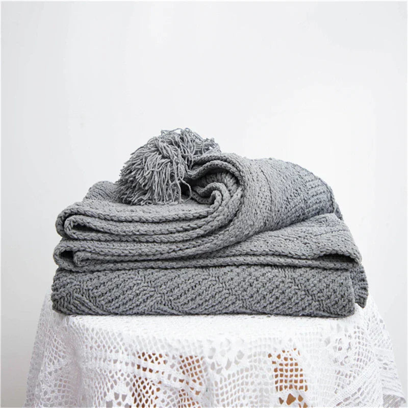 HeartCozy - Heart-Fringe Knitted Chenille Throw