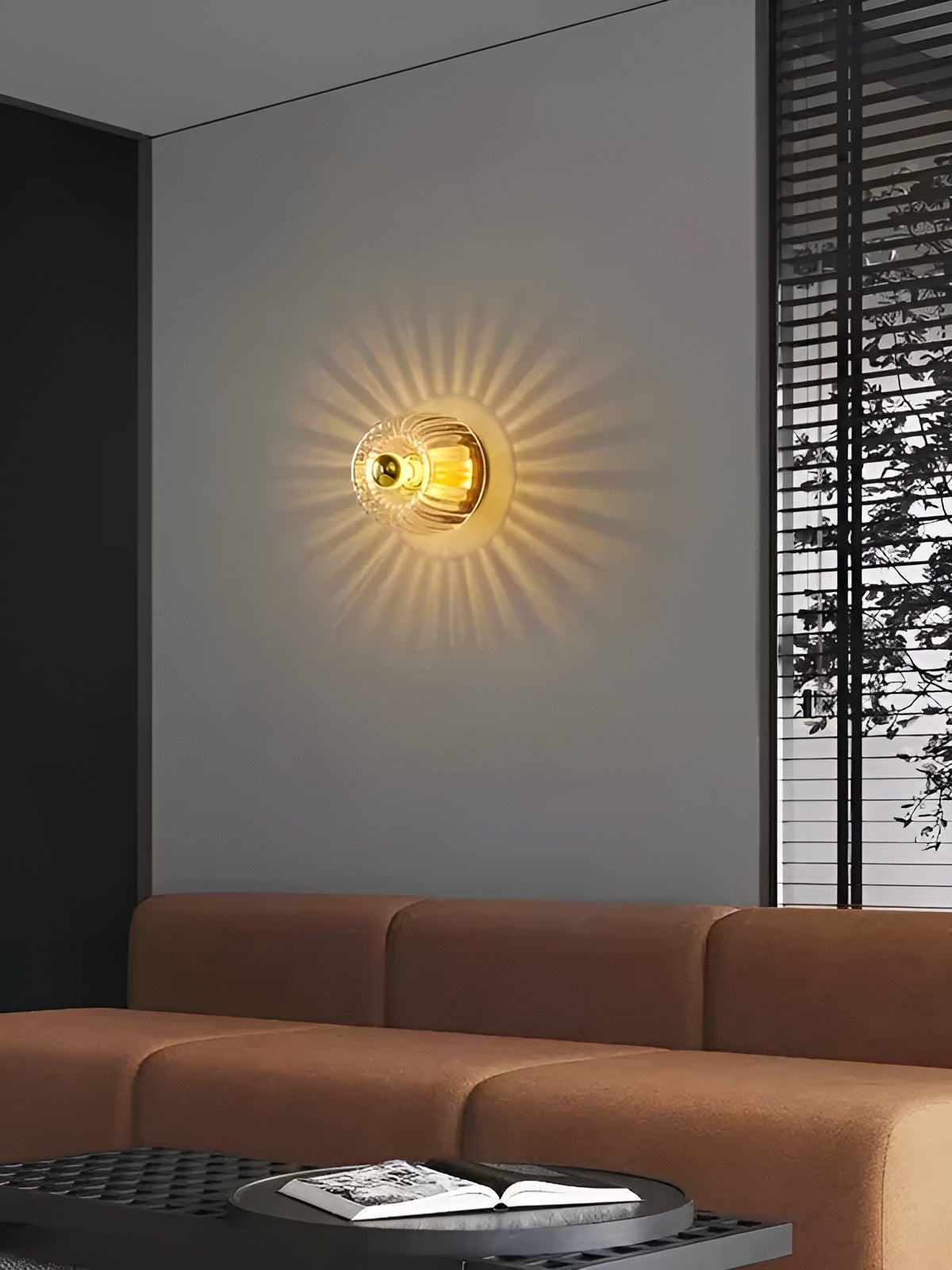 ScandiElegance - Modern Bauhaus Glass Wall Light