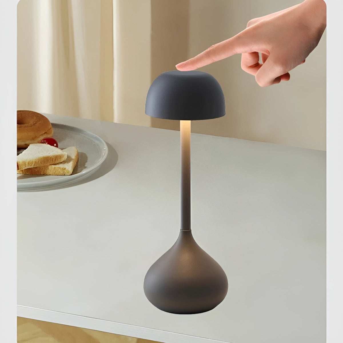 Zutessa - Cordless Dimmable LED Table Lamp