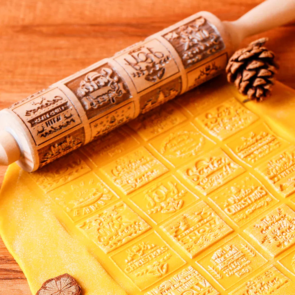 RoulNoel - Festive Wooden Christmas Rolling Pin