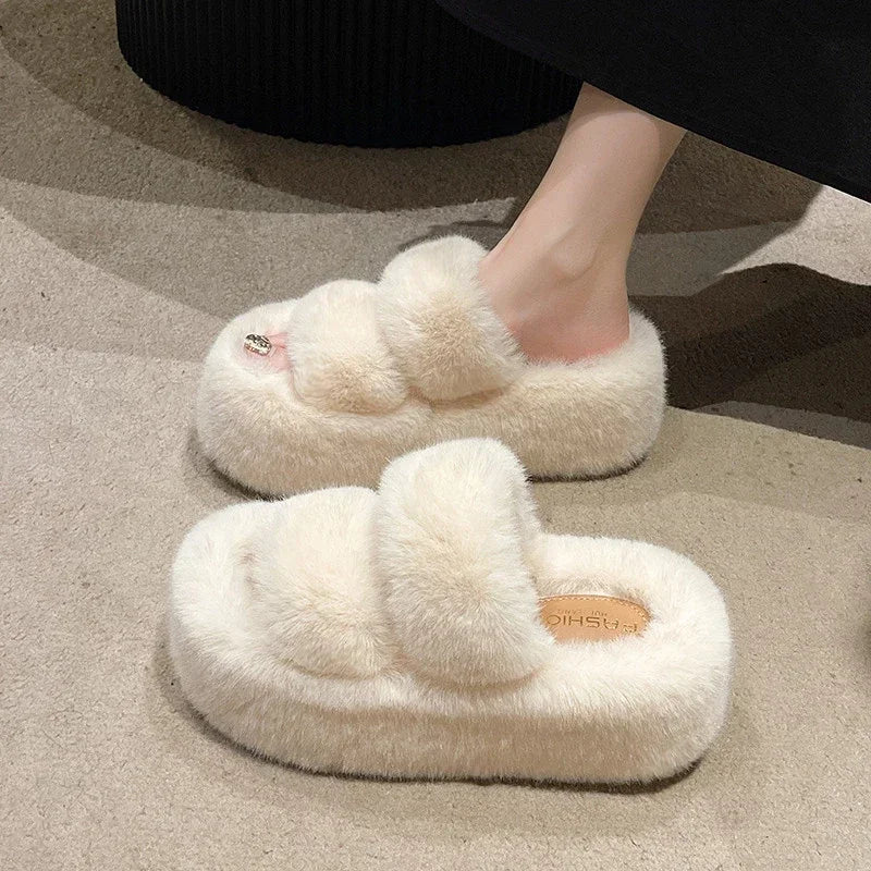 FluffSteps - Soft Plush Slippers for Ultimate Comfort