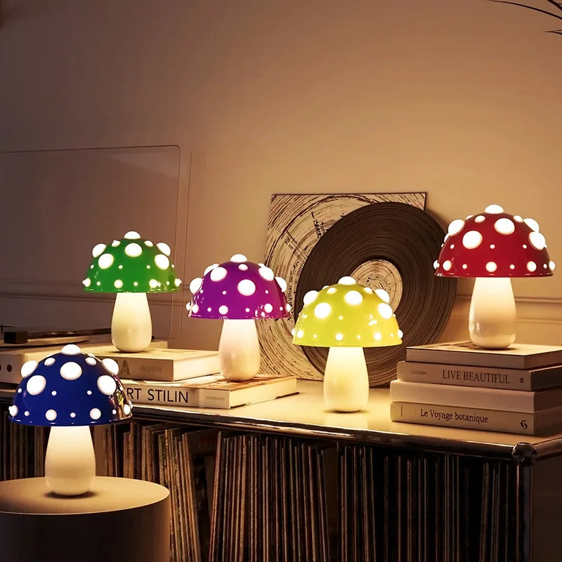 FungiLuxe - Mushroom-Shaped LED Table Lamp