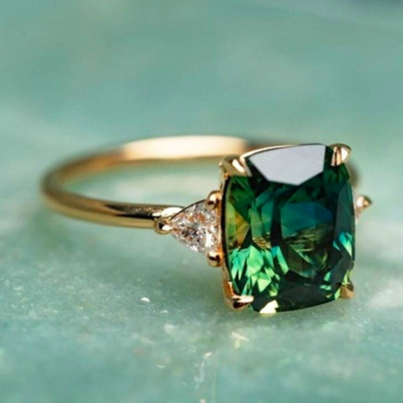 Elise - Elegant Square Green Emerald Ring
