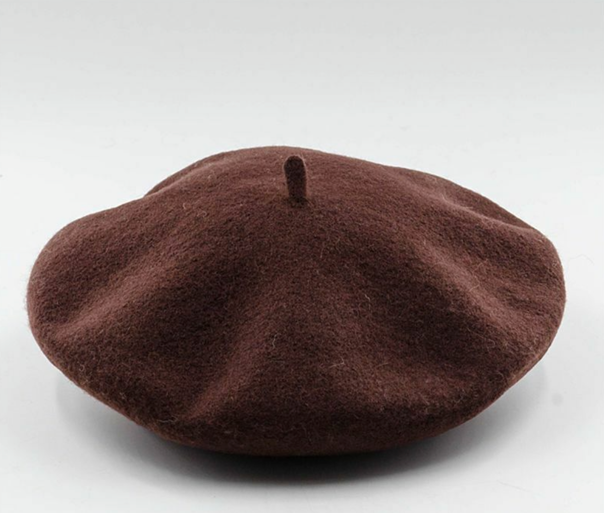 WoolCharm - Luxury Wool Beret for Winter Comfort