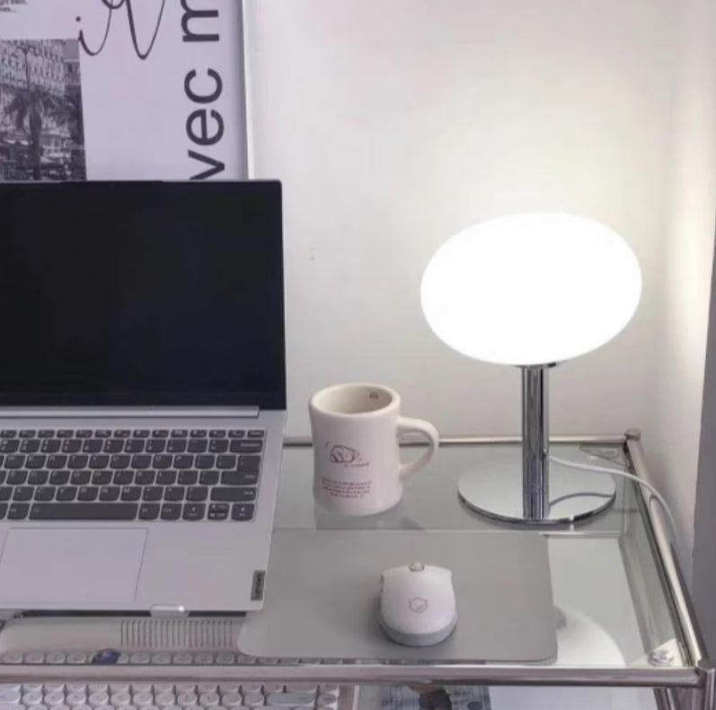 SérénitéMagique - Elegant Beige Table Lamp for Ambient Light
