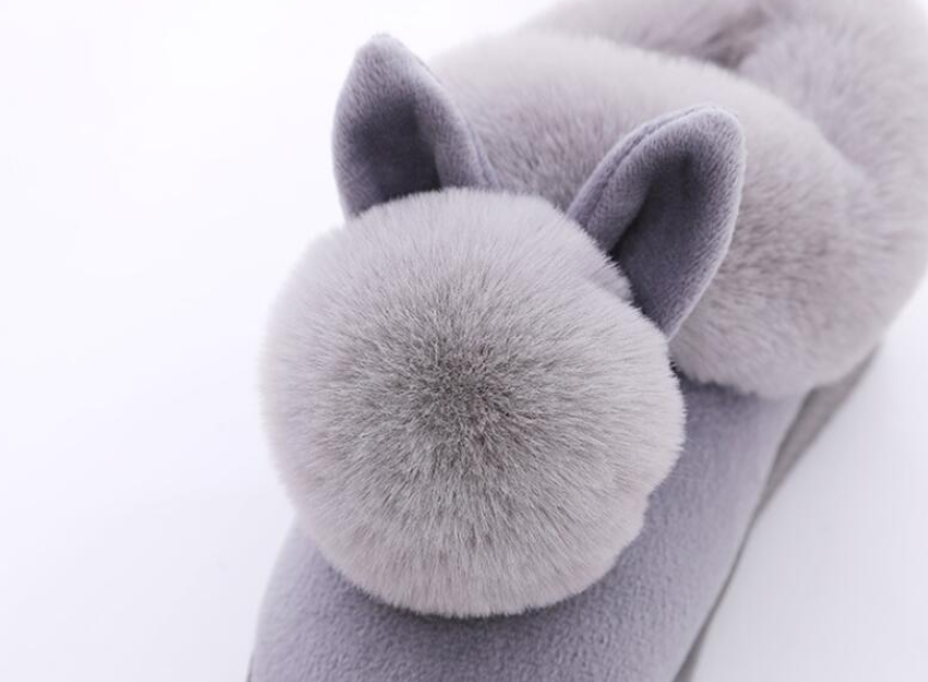 CozyFeet - Cozy Bunny Slippers for Ultimate Comfort