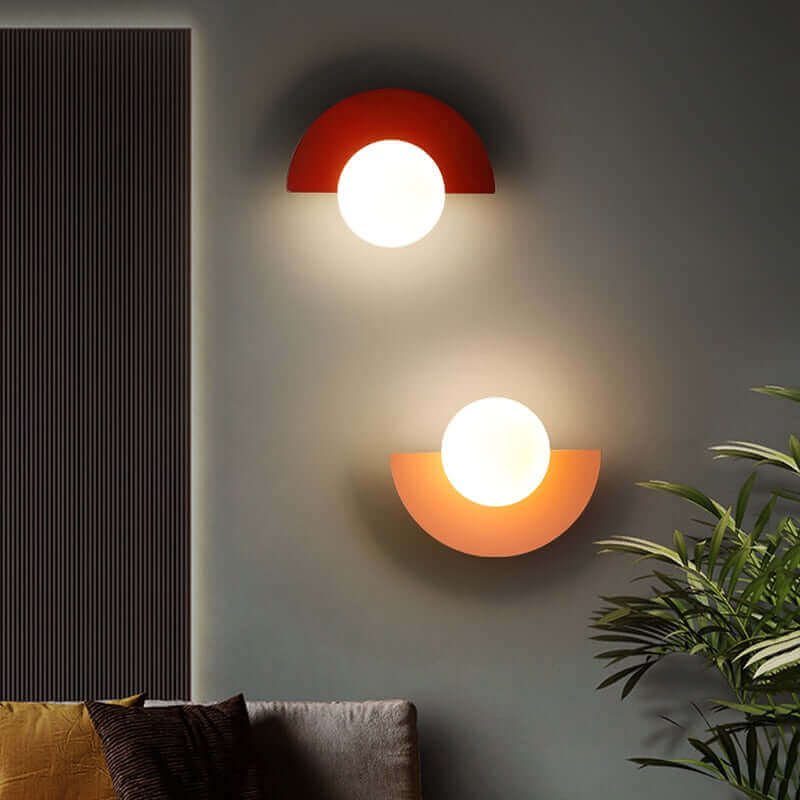 Charme Boréal - Half-Moon Metal Wall Sconce