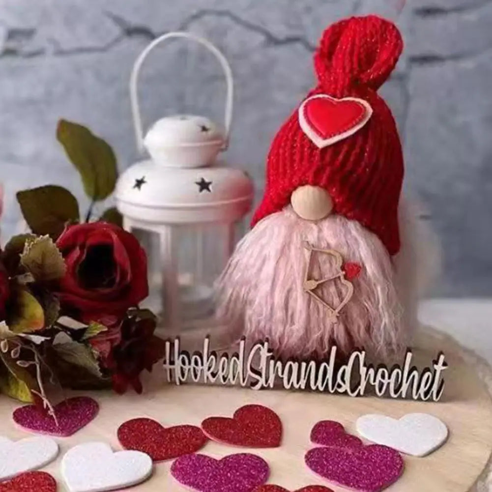 Dunvik - Handmade Knitted Gnomes for a Festive Atmosphere