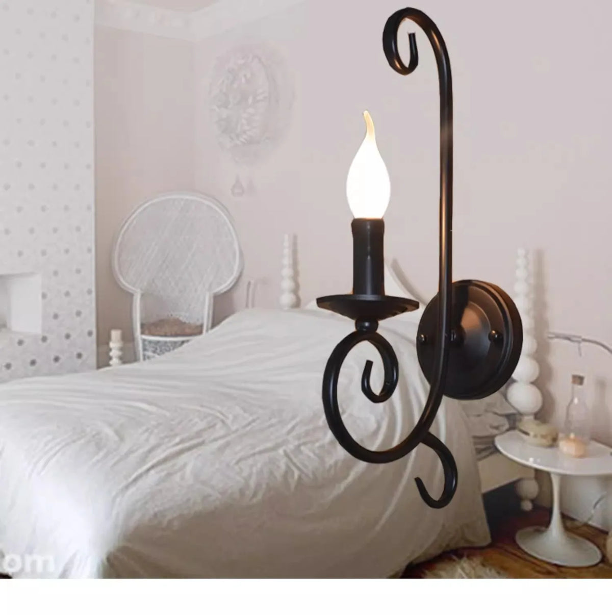 VintageGlow Wall Light - Industrial Vintage Metal Sconce