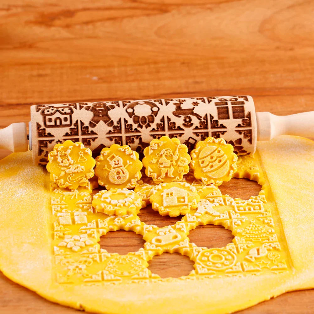 RoulNoel - Festive Wooden Christmas Rolling Pin