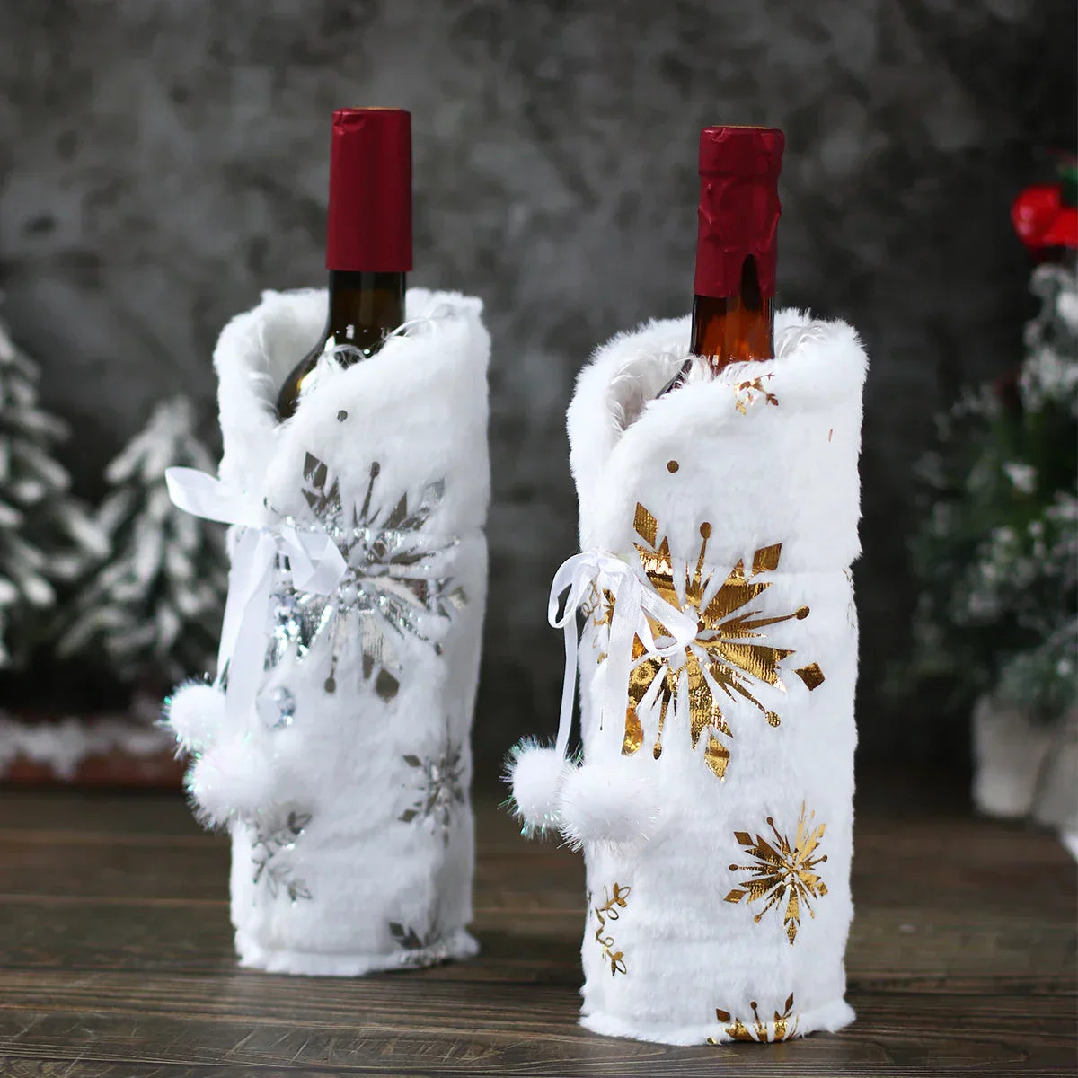 Festive Cheers - Elegant Christmas Wine Bottle Cover
