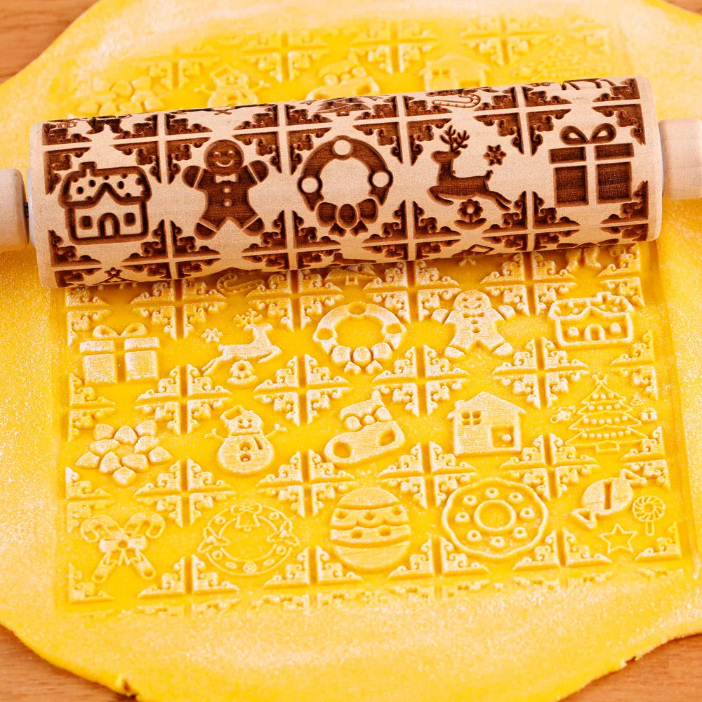 RoulNoel - Festive Wooden Christmas Rolling Pin