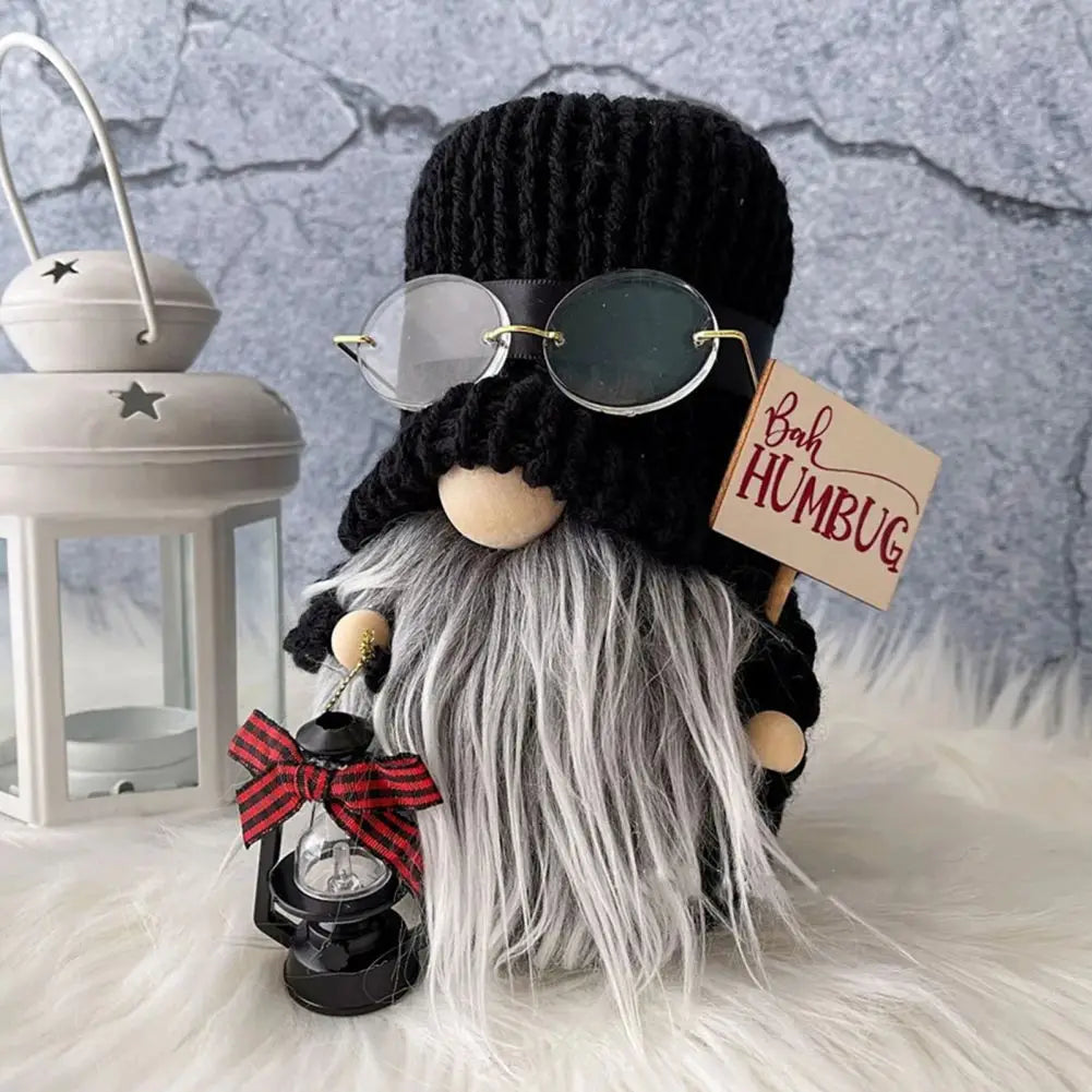 Dunvik - Handmade Knitted Gnomes for a Festive Atmosphere