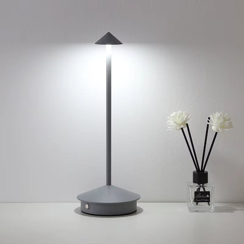 LumiCharge Lampe – Lampe de Table Rechargeable | Éclairage LED Moderne & Portable