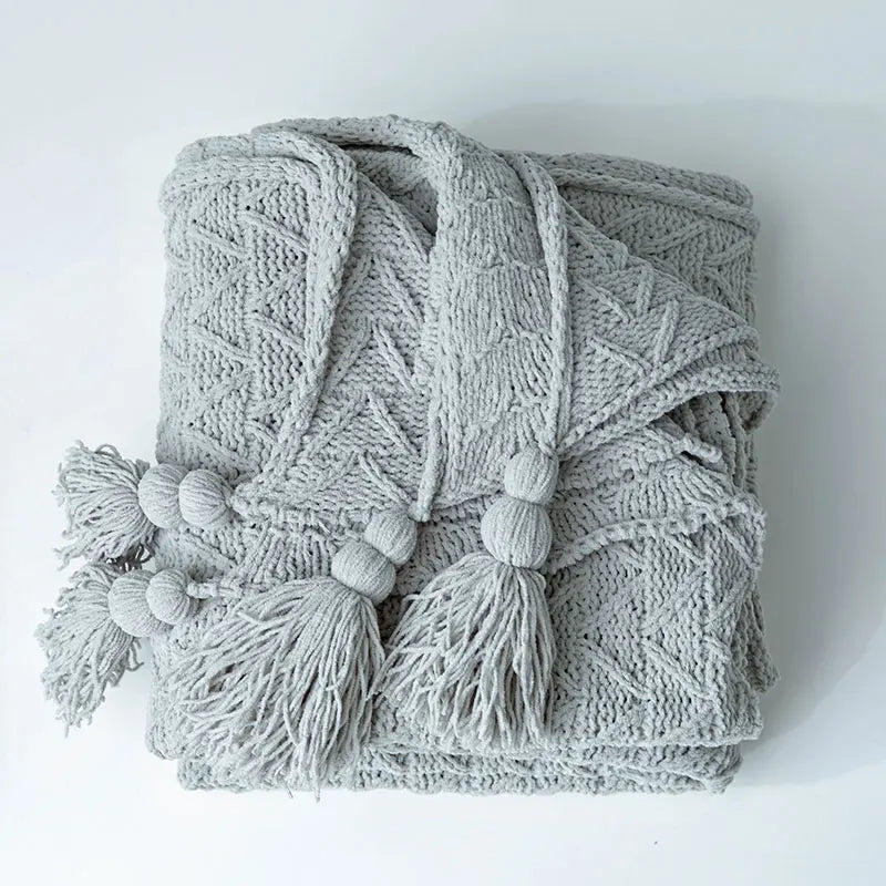 HeartCozy - Heart-Fringe Knitted Chenille Throw