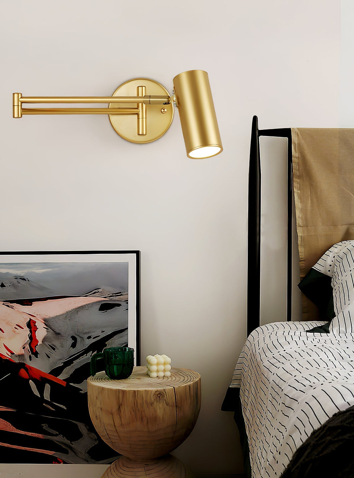Nexbeam - Sleek Metal and Acrylic Wall Sconce