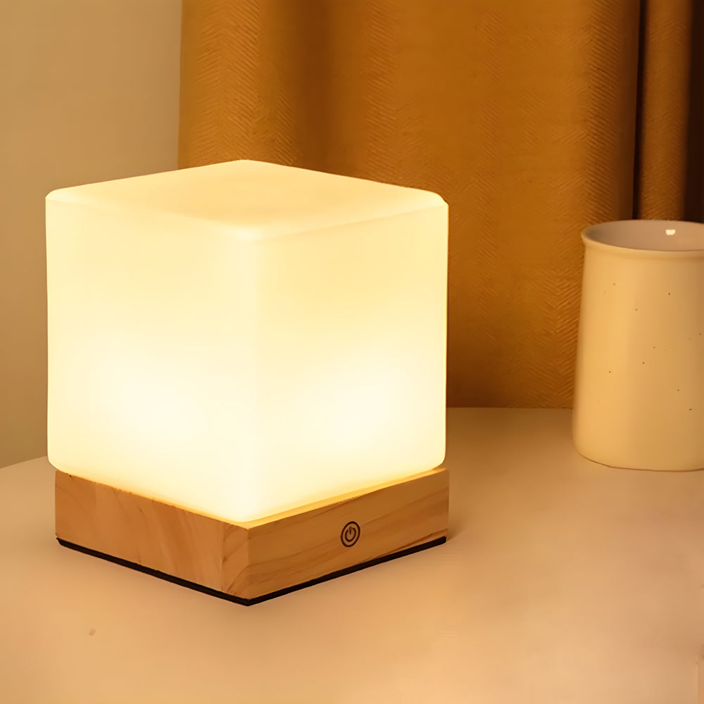 GloedCube - Wireless LED Table Lamp with Modern Design