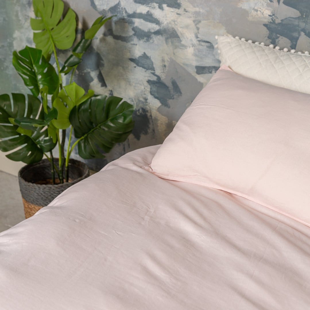 BlushLuxe - French Linen Bedding Set for an Elegant Bedroom