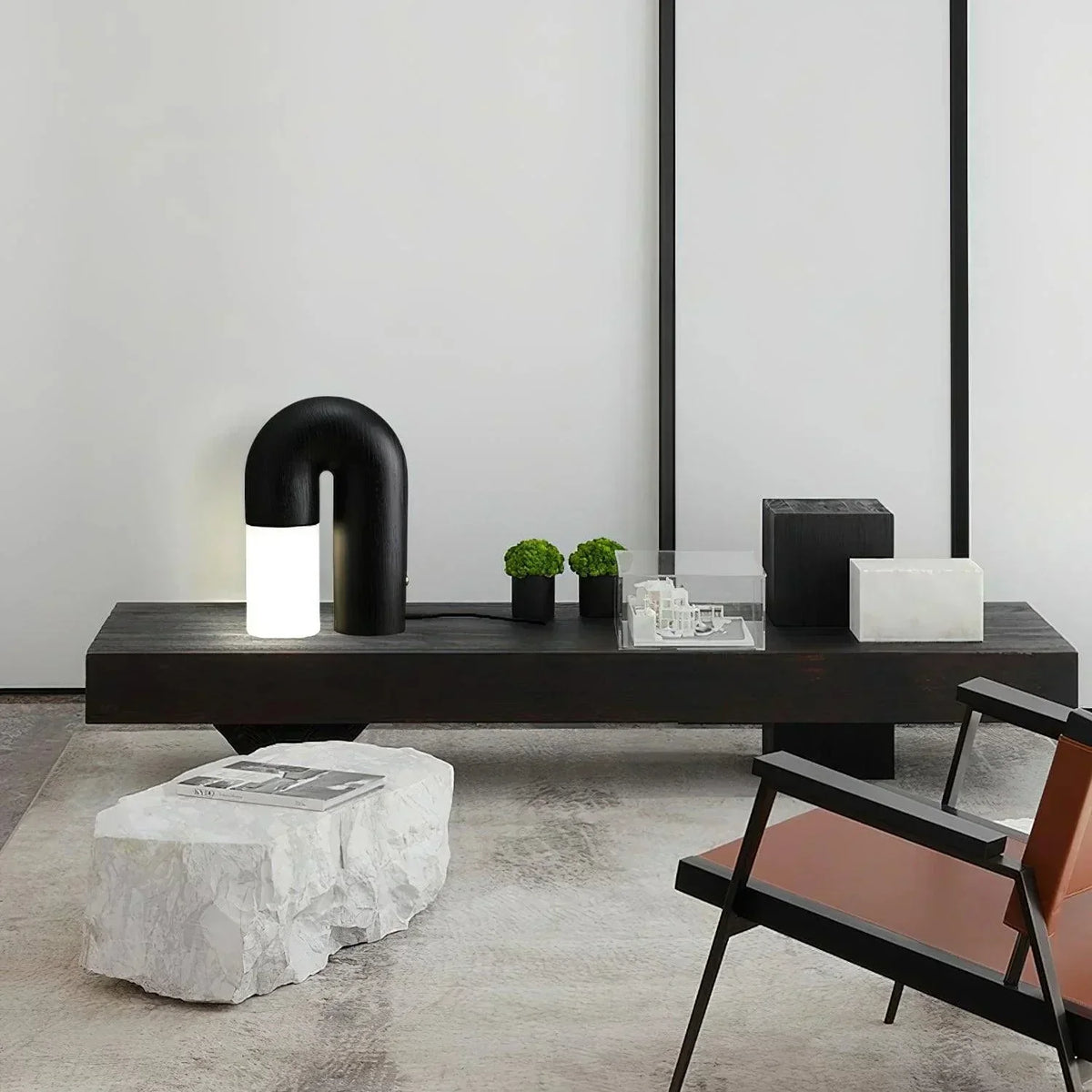 Diapolo - Modern Table Lamp with Elegant Design
