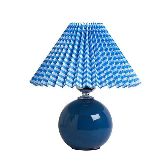 Lumiere - Vintage Table Lamp with Timeless Classic Design