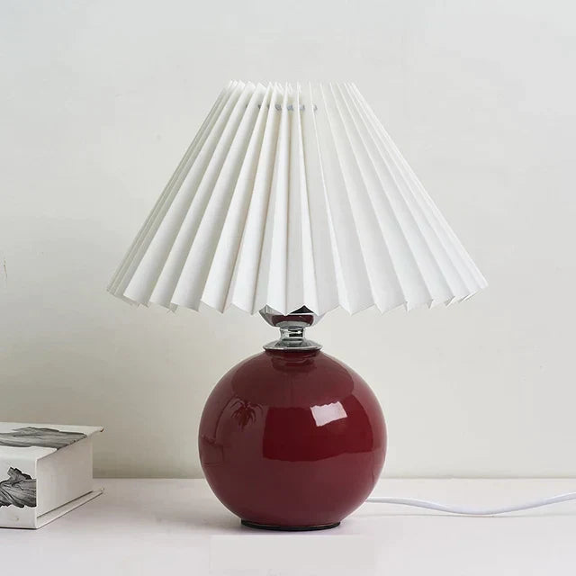 Lumiere - Vintage Table Lamp with Timeless Classic Design