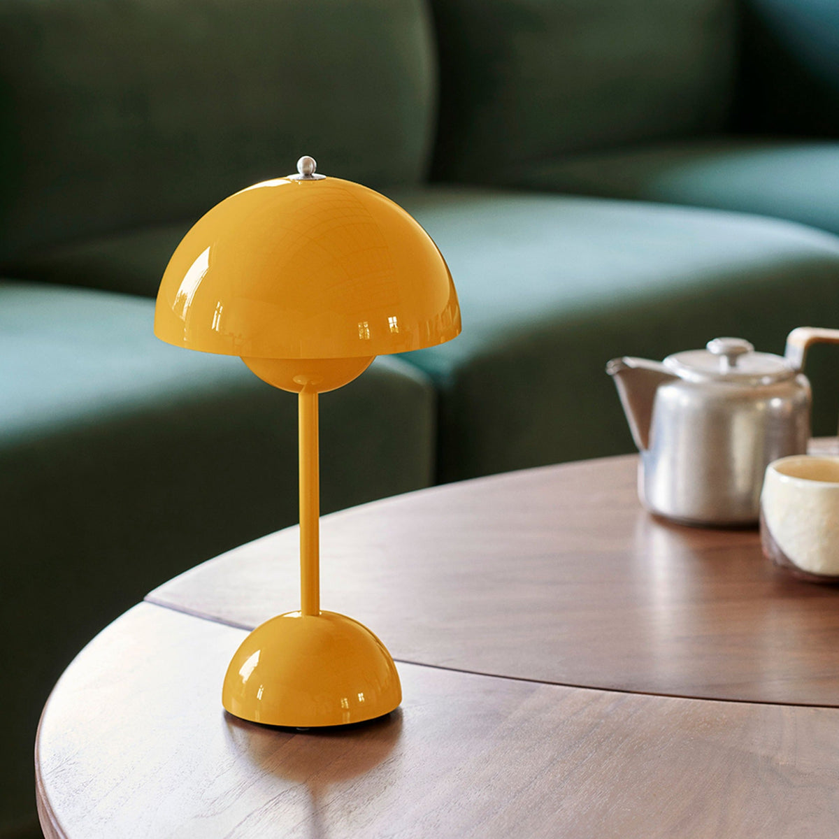 Luvara - Dimmable LED Table Lamp for Living Room and Bedroom