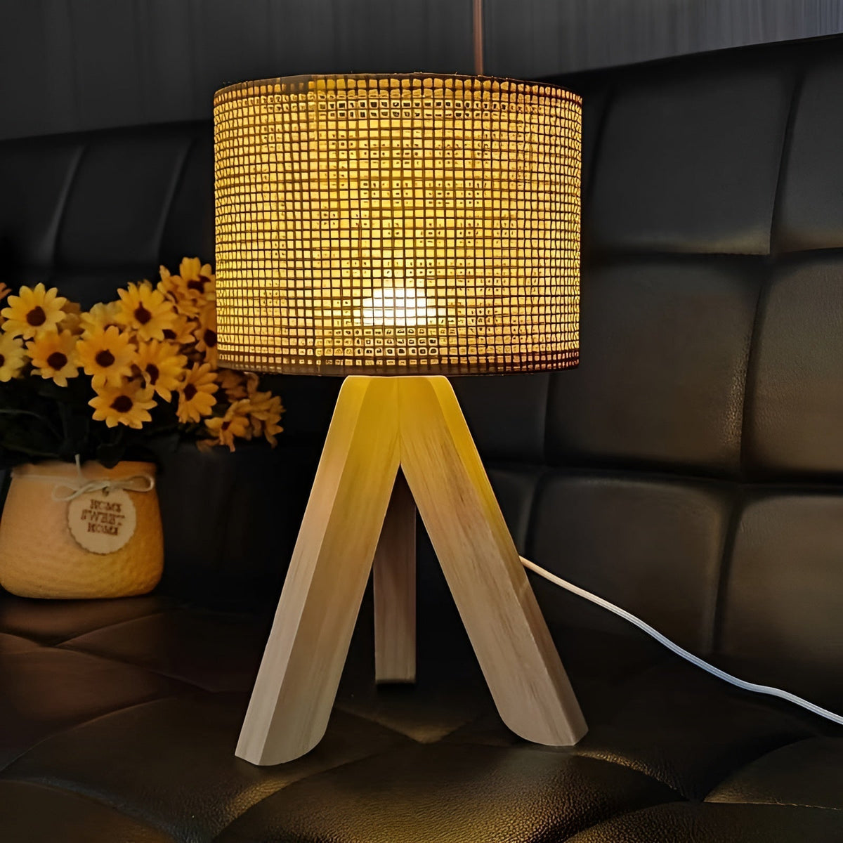 WovenWood - Handmade Rattan Table Lamp with LED and USB