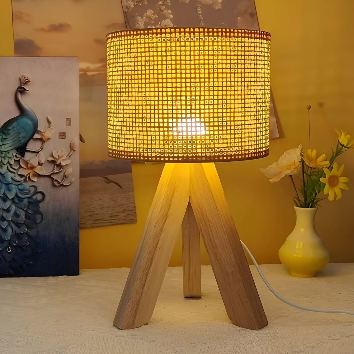 WovenWood - Handmade Rattan Table Lamp with LED and USB