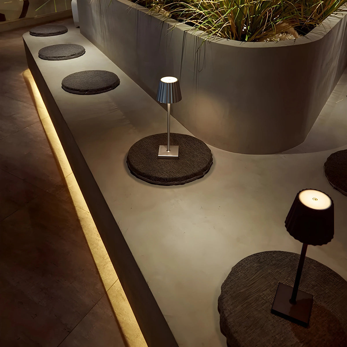 Arlo - Rechargeable Wireless LED Table Lamp with Scandinavian Design
