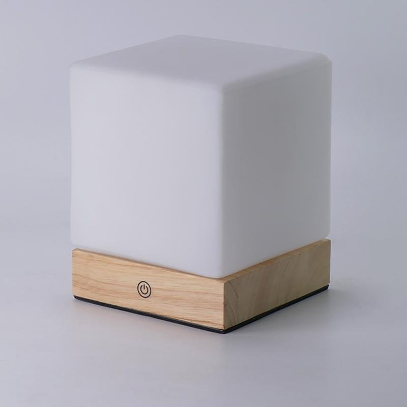 GloedCube - Wireless LED Table Lamp with Modern Design