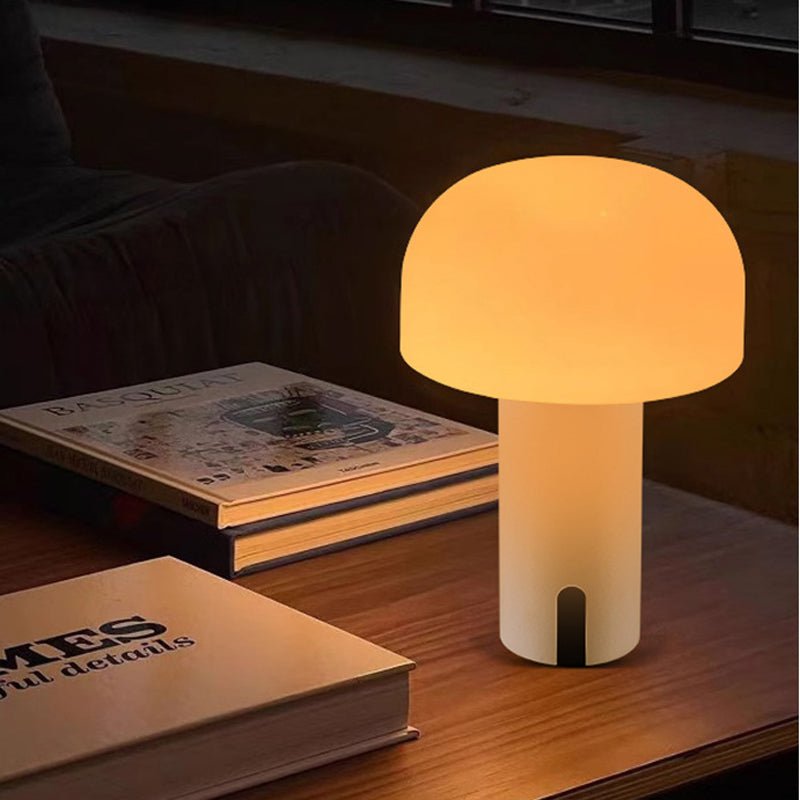 MushroomGlow Table Lamp - Elegant Cordless Light with Touch Control