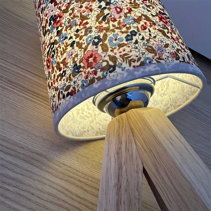 HoutLicht - Minimalist Wooden Table Lamp with USB Port