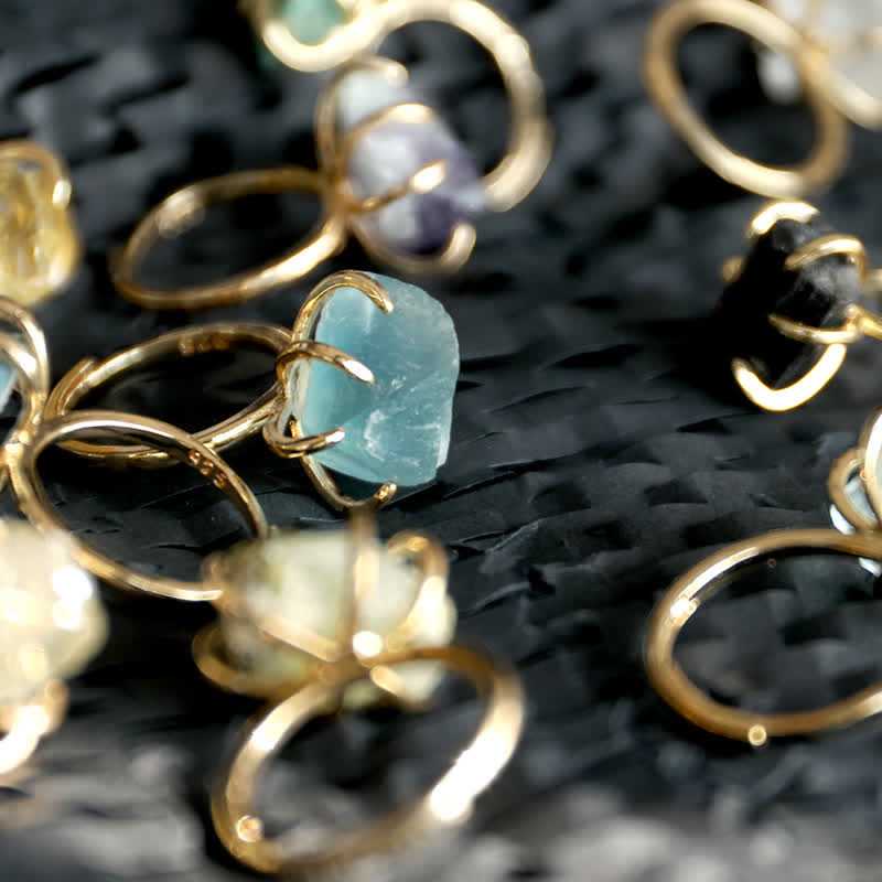 Liora - Bague réglable en cristal naturel à 6 griffes