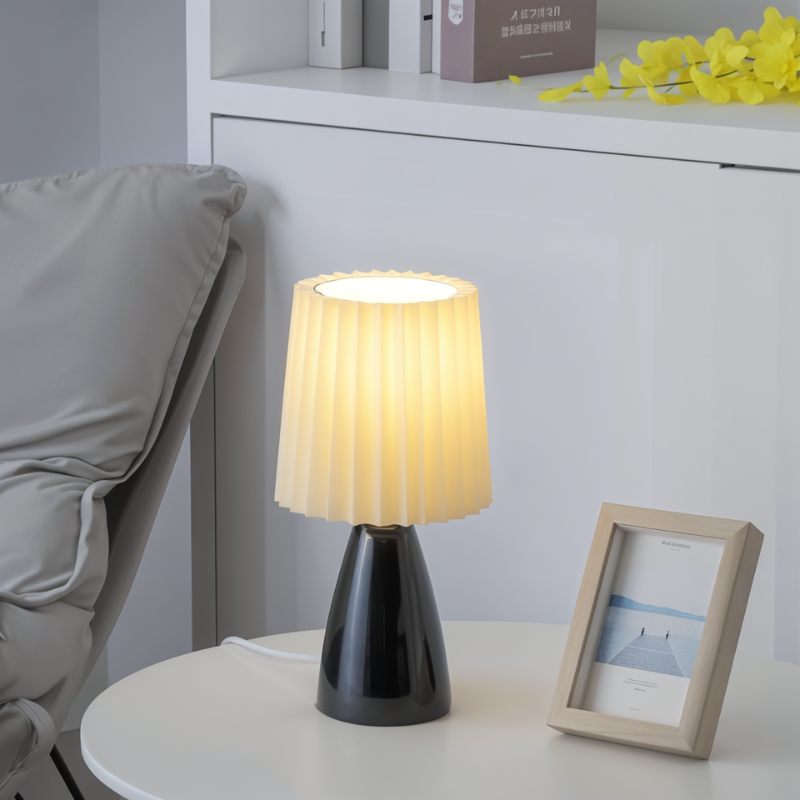 Wanora - Ceramic Moon Table Lamp with Elegant Design