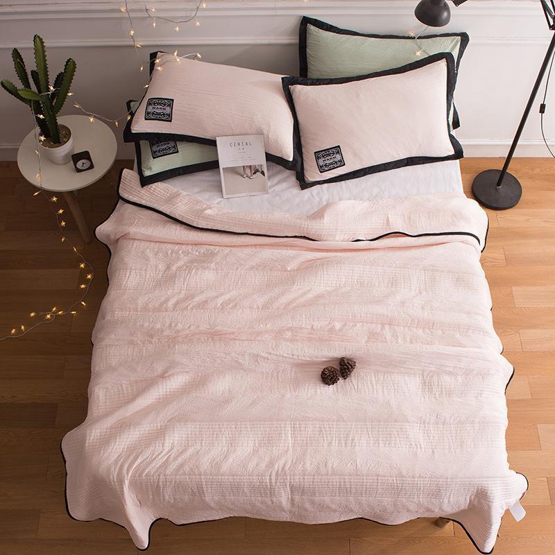 FrostNest - Arctic Breeze Cooling Blanket for Cool Nights